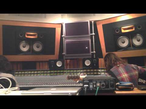 MIKE EINZIGER x CHUCK INGLISH "In The Studio" (2 of 6) ["EASILY" (feat. Ab-Soul & Mac Miller) V2]