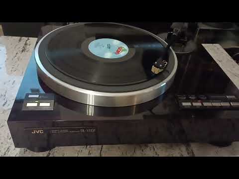 JVC / VICTOR QL-Y66F Fully Automatic Turntable looks like LINN LP12 (120V US Model with DL-103D MC)
