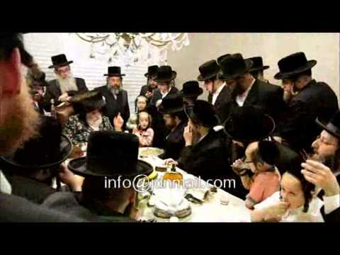Viznitz Rebbe Visiting New York - Sivan 5774