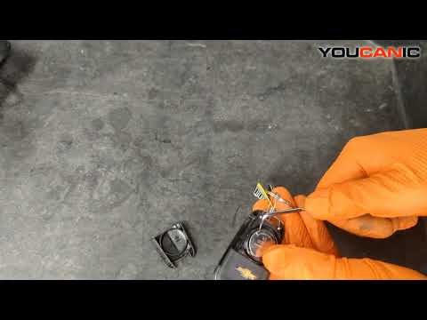 2008-2016 Chevrolet Cruze – Key Fob Battery Replacement