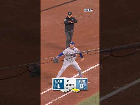 WHAT. JUST. HAPPENED. 🤯 #worldseries #baseball #Dodgers #bluejays #MLB