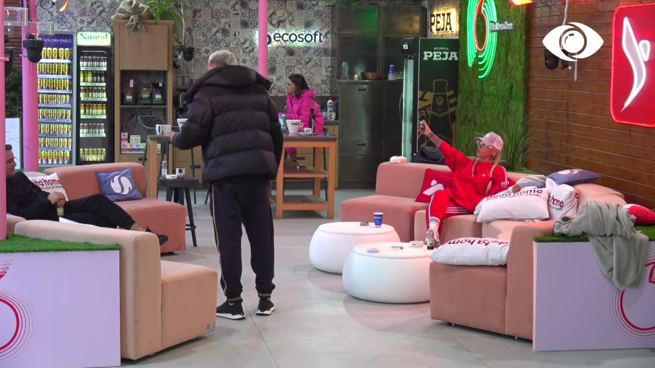 Luizi dhe Valbona këndojnë, Kiara kërcen