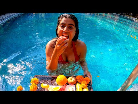 What place in India has the best cafes and restaurants?