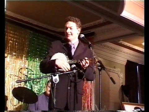 Andy Eastwood - Swimmin With The Wimmin