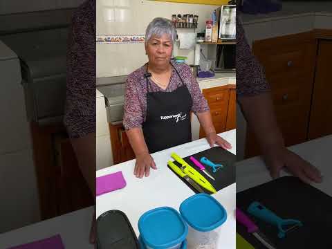 Deliciosa gelatina de betabel #shorts #gelatinadebetabel #cocinando #cocinafacil #tupperwaremexico