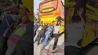 Download lagu suara om telolet Basuri asyik, Auto joget terus 💃, sampai mogok 🚌 #telolet #basuri #omteloletom mp3