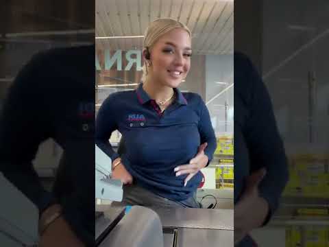 DAS ORIGINAL: Sexy Aldi-Kassiererin #aldishorts #aldi #elainevictoria #jamootv
