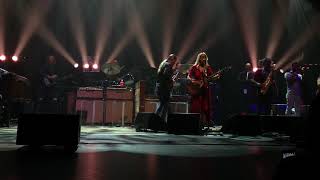 Dont Let Me Slide // Tedeschi Trucks Band (Live at The Beacon Theatre)