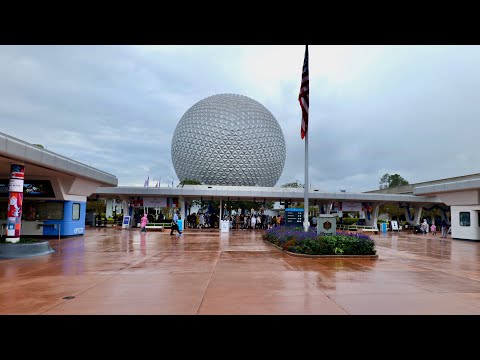 EPCOT Entrance & Future World West Sights & Sounds in 4K | Walt Disney World Florida November 2021