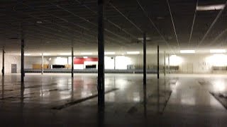 Exploring another abandoned Kmart *Turning on the power-Ran from cops*