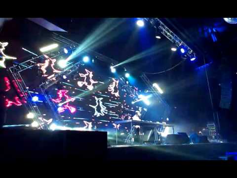 Tenishia Nifra feat  Seri – Army of Lights Original Mix @ Kiss FM Birthday Party 13, Stereoplaza