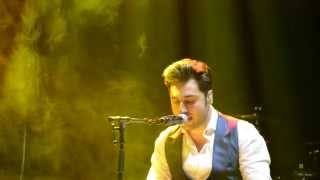 Los amigos. David Bustamante, Sevilla.