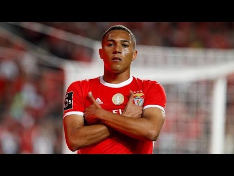 TODOS OS 26 GOLS DE CARLOS VINÍCIUS PELO BENFICA