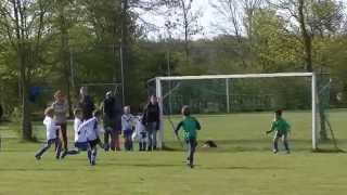 preview picture of video 'ADO F7  tegen DEM F10    12 april 2014   Heemskerk  Voetbal sportpark de Vlotter'