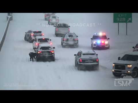 02-02-2022 Peoria, IL - Highway blocked by multiple stuck cars, crashes
