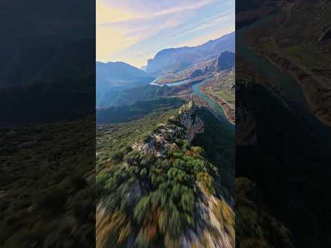 My view vs my drone's view. Suscribe for more. #drone #fpv #mountains #fpvdrone
