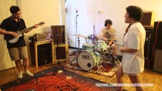 Crying "ES" - LFS Sessions