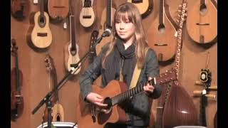 Moonshiner Phoebe Bridgers (the Clancy brothers/ Bob Dylan cover) live 2009