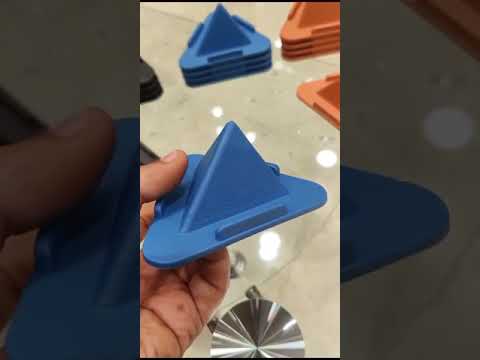 Pyramid Mobile Stand