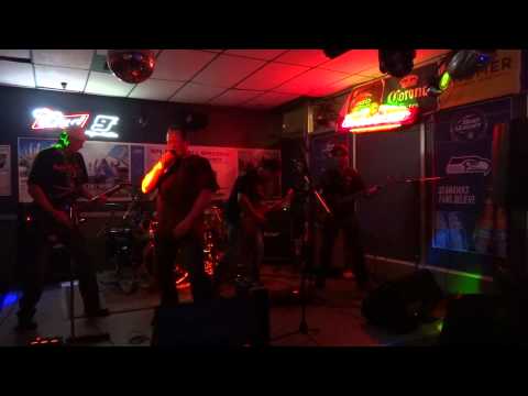 Hammerdog - I Don't Believe in Love (Queensryche) - @ The Central Ave Pub, Kent, WA