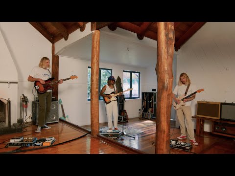 OCEAN ALLEY - YELLOW MELLOW EP - LIVE (10 Year Anniversary)