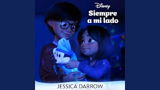 Kadr z teledysku Siempre a mi lado [A Little More] tekst piosenki Jessica Darrow