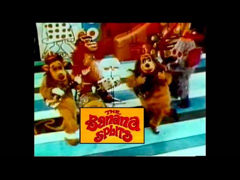 Banana Splits - theme song (Tra-La-La song) - intro to the original TV show (1960s)