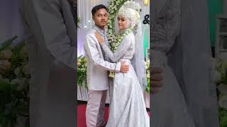 Download lagu Dapat ciuman dari suami bikin baper#shorts mp3 Download lagu Dapat ciuman dari suami bikin baper#shorts mp3