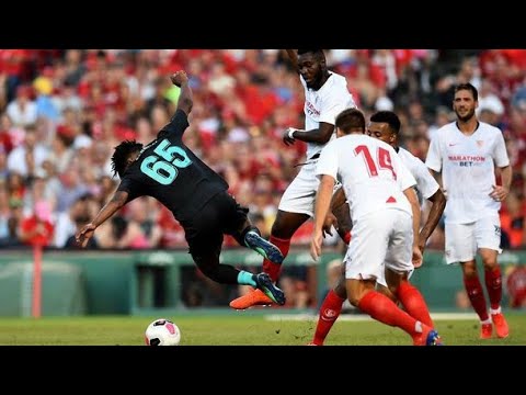 Yasser Larouci Injury Liverpool Vs Sevilla