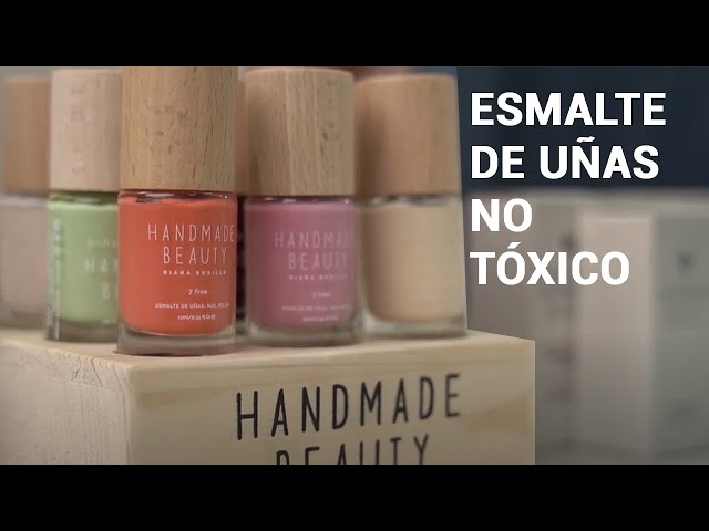 Vídeo relacionado con Delia Cosmetics - Esmalte de uñas Bio Green - Apto para veganos- Opacidad y brillo perfectos - Aplicación fácil y rápida - Ingredientes naturales - Color de larga duración hasta 6 días - 11ml