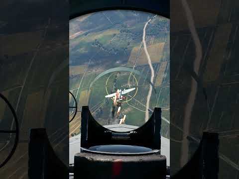 BOOM AND ZOOM in the P-47 w/ Mouse Joystick (War Thunder Sim)
