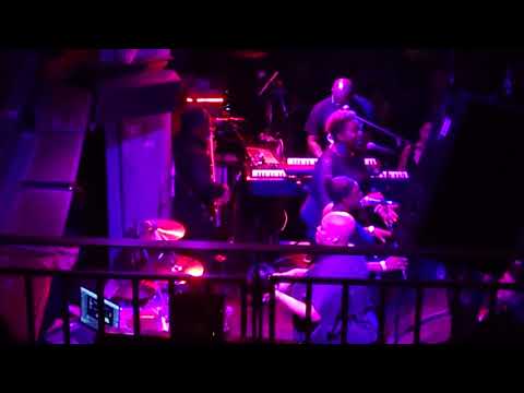 D Influence - Hypnotize- Live at The Jazz Cafe