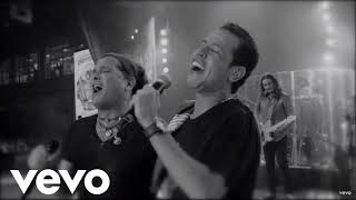 Carlos Vives, Martin Elias |10 Razones Para Amarte Offical Video