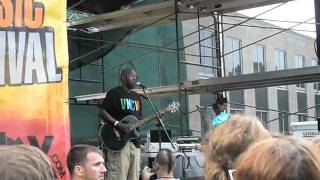 Shad - Rock To It (Live)