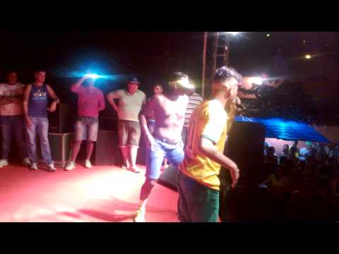 MC MENOR   AO VIVO NO POÇO DA PANELA