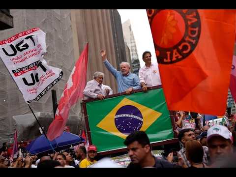 Imagen de publicación titulada Brasil: una elección abierta hacia el balotaje