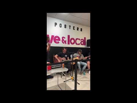The Fragz - Wake Up Call - Live At HMV Inverness Unplugged