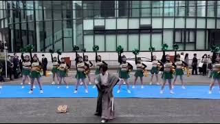 チアリーダー演技