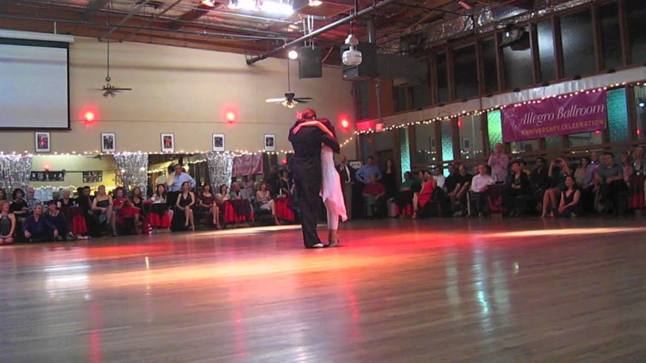 Eduardo Saucedo y Marisa Quiroga, 09-10-2011, 1 of 3