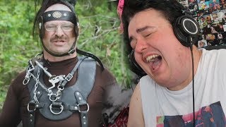 Daz Watches Pony Play