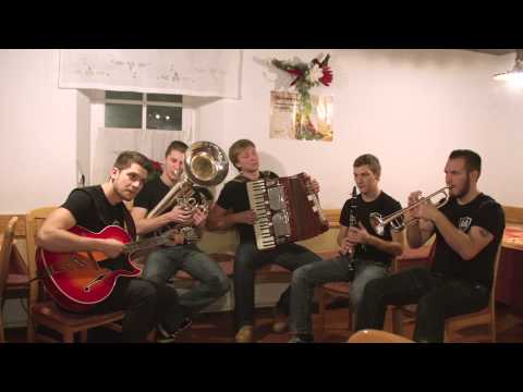 Grajski Kvintet - Razigrana Planinska Druzba (Alpski kvintet)