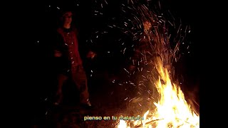 En Mi Cuarto Lyrics English Translation