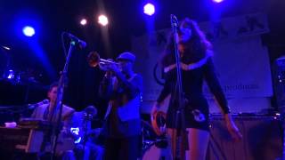 03  kitty daisy & lewis- whenever you see me - bull & bush - 12 - 04  - 2013