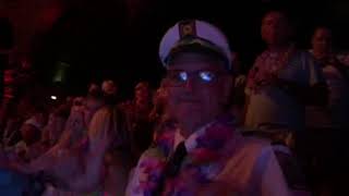 JIMMY BUFFETT plays HOTEL ROOM in PARIS 2018 parrothead Red was there