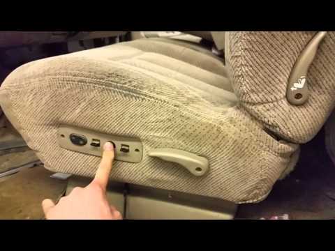 BG0792 - 1998 Chevrolet K1500 - Driver Side Front Seat