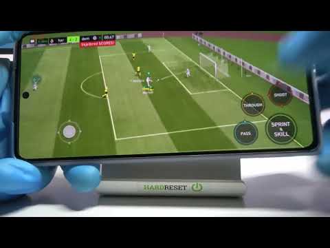 Motorola Edge 30 Pro FIFA Mobile GamePlay