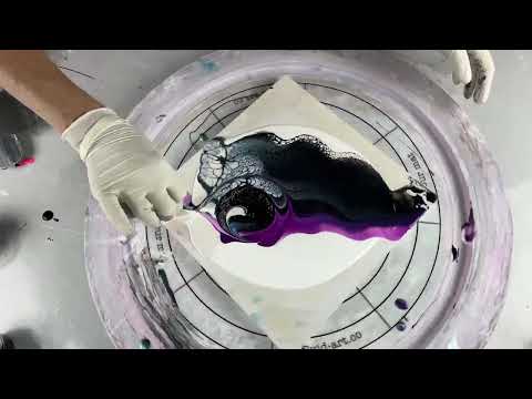 351. Sheleeart  Fluid Artist - Failed Dragon's Eye Chain Pull