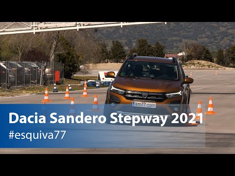 Dacia Sandero Stepway 2021 – Maniobra de esquiva y eslalon | Km77.com
