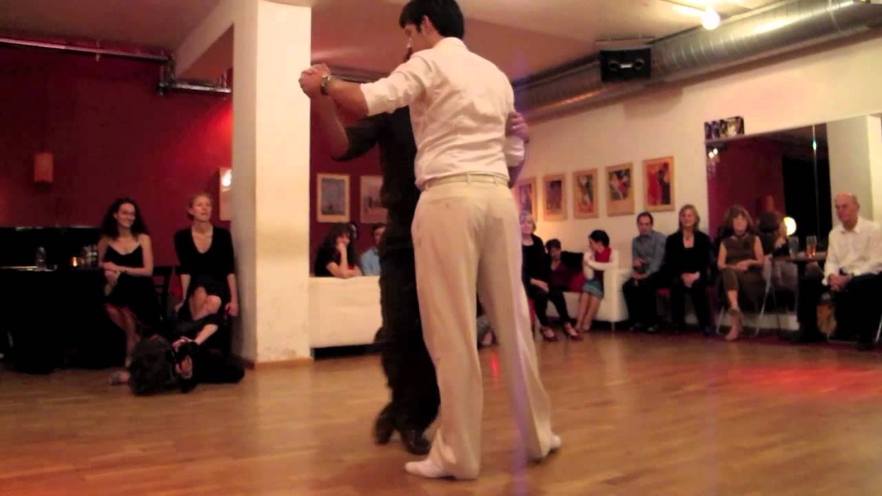 Claudio Cardona y Vito Muñoz - D'Arienzo »Mi dolor«