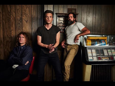 The Killers -  Quiet Town (Acoustic)